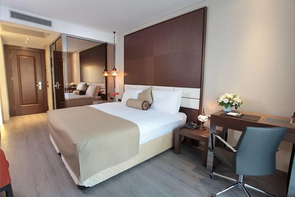 Istanbul Dora Hotel 4*,
