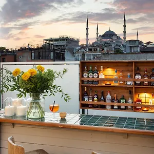 Armada Old **** Istanbul